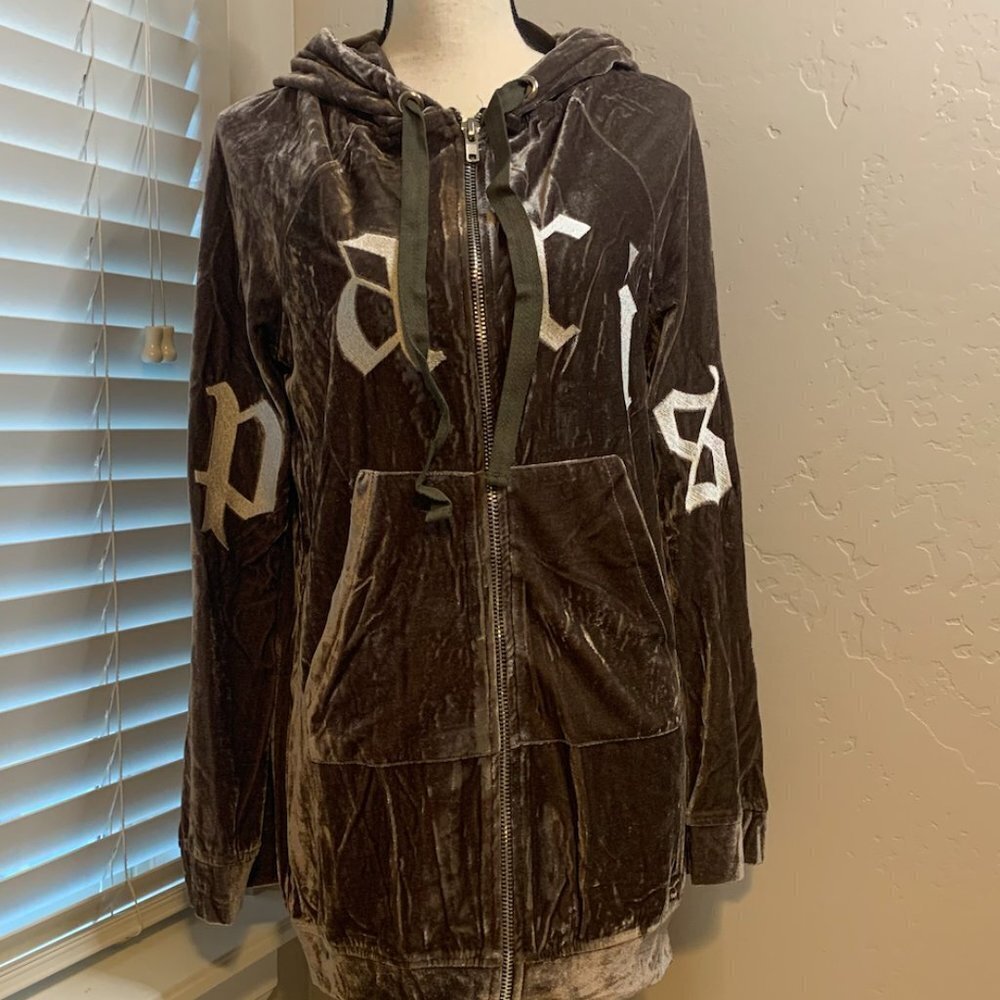 Essue Hoodie Toffee Graphic Letters - Brown / Cream - Velvet - Small